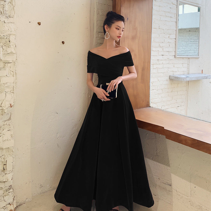 Black Slimming Off-shoulder Long Banquet Temperament Evening Dress