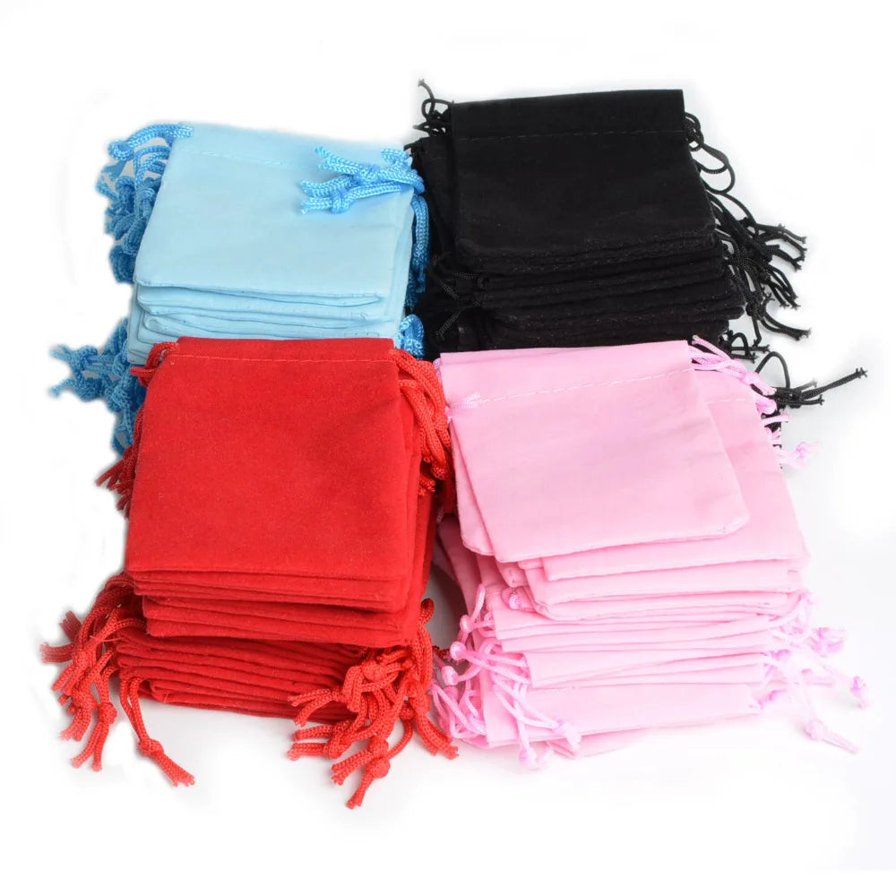 100Pcs 5x7cm Velvet Drawstring Pouch Bag Jewelry Bag Christmas Wedding Gift Bags Pouches Jewelry Packaging sachet bonbon zakjes