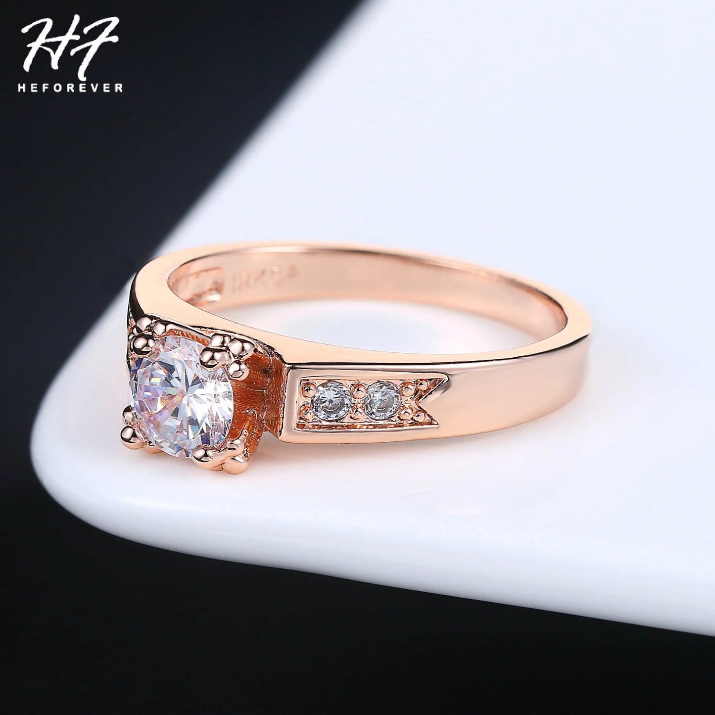 Classical Wedding Rings For Women Shiny Cubic Zircon Engagement Anniversary Gifts For Lady Girls Trend Jewelry Accessories R051