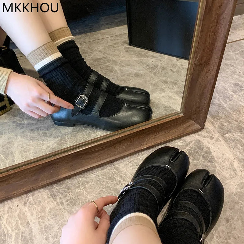 MKKHOU Fashion Women's Shoes New High Quality Leather Split Toe Mary Jane Shoes Comfortable Low Heel Women Shoes Lolita