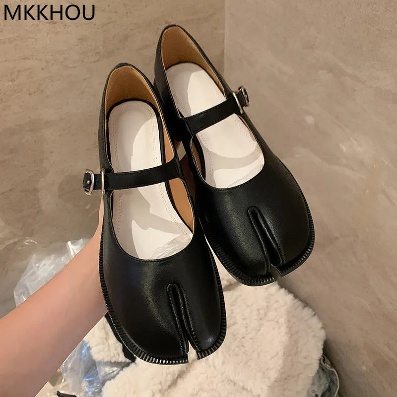 MKKHOU Fashion Women's Shoes New High Quality Leather Split Toe Mary Jane Shoes Comfortable Low Heel Women Shoes Lolita