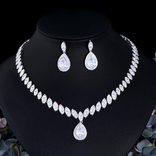 CWWZircons Water Drop Cubic Zirconia Wedding Necklace and Earrings Luxury CZ Crystal Bridal Jewelry Sets for Bridesmaids T109