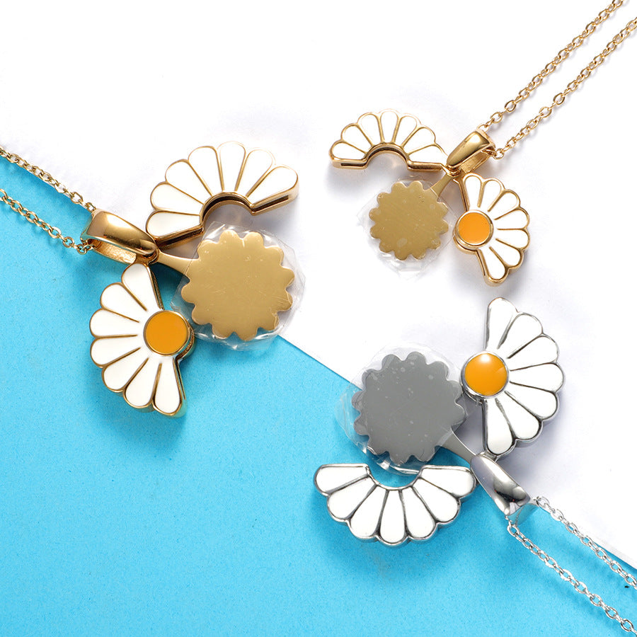 Mirror Stainless Steel Sunflower Jewelry Accessories With Laser Engraving Pendant