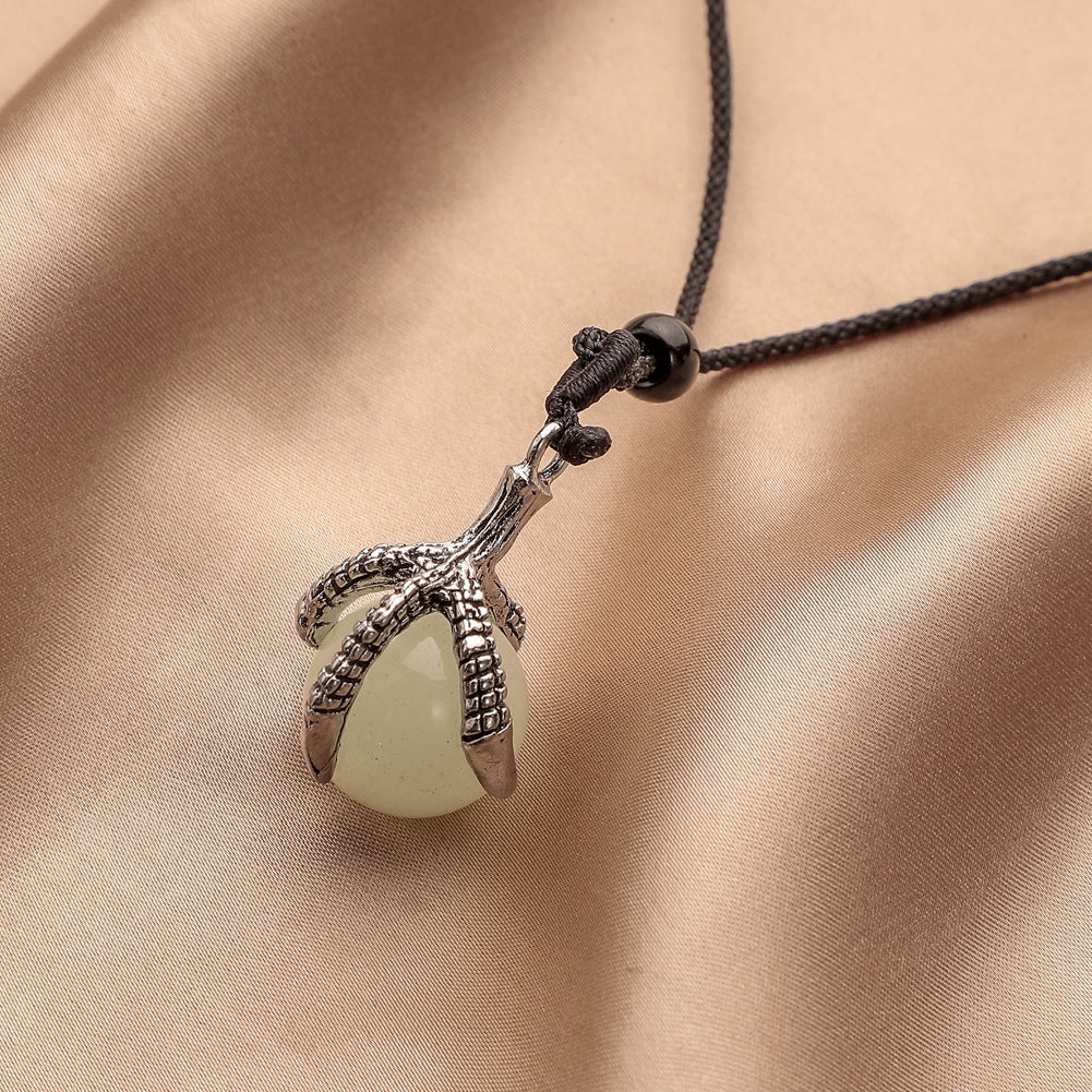 Fashion Jewelry Cylindrical Pearl Shaped Dragon Claw Glass Pendant Necklace